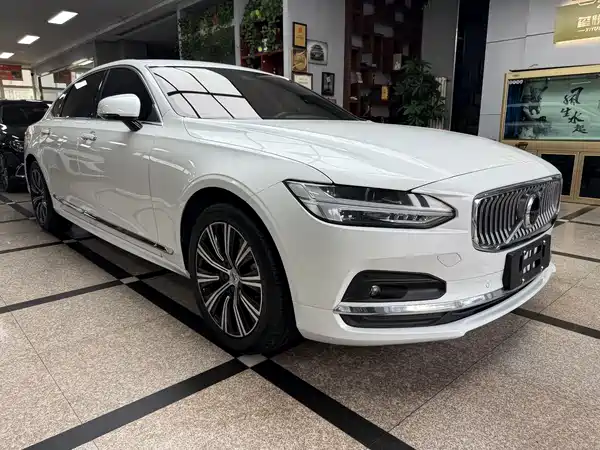 Volvo S90 2021