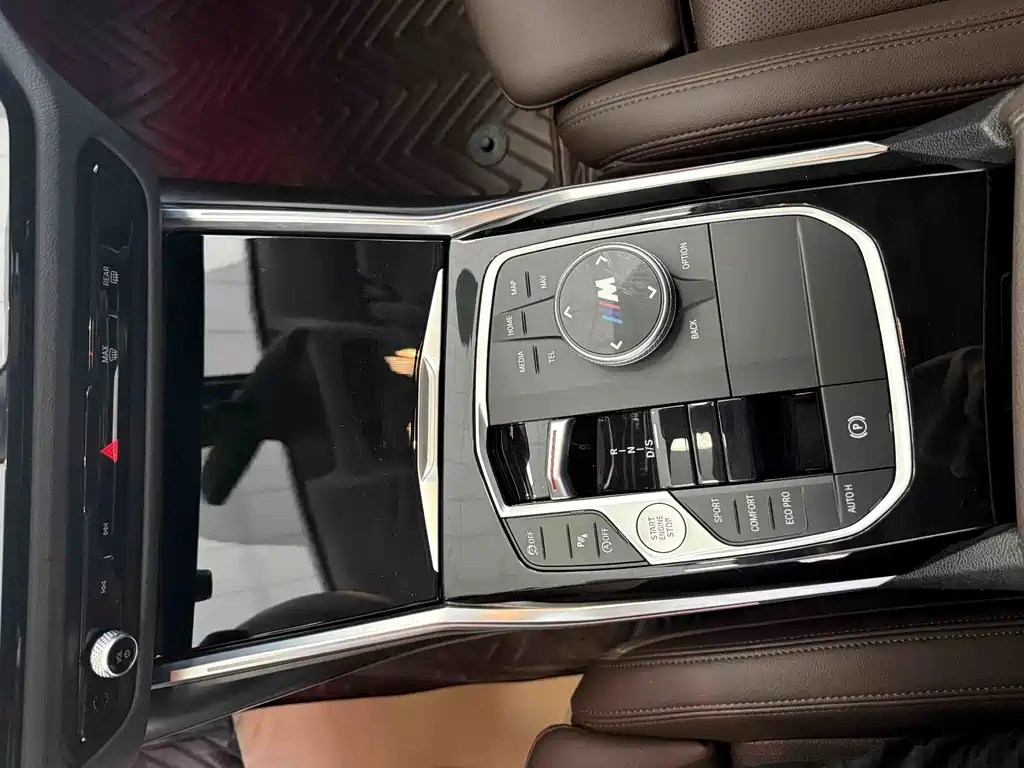 BMW 3 Series 2023 — фото 15