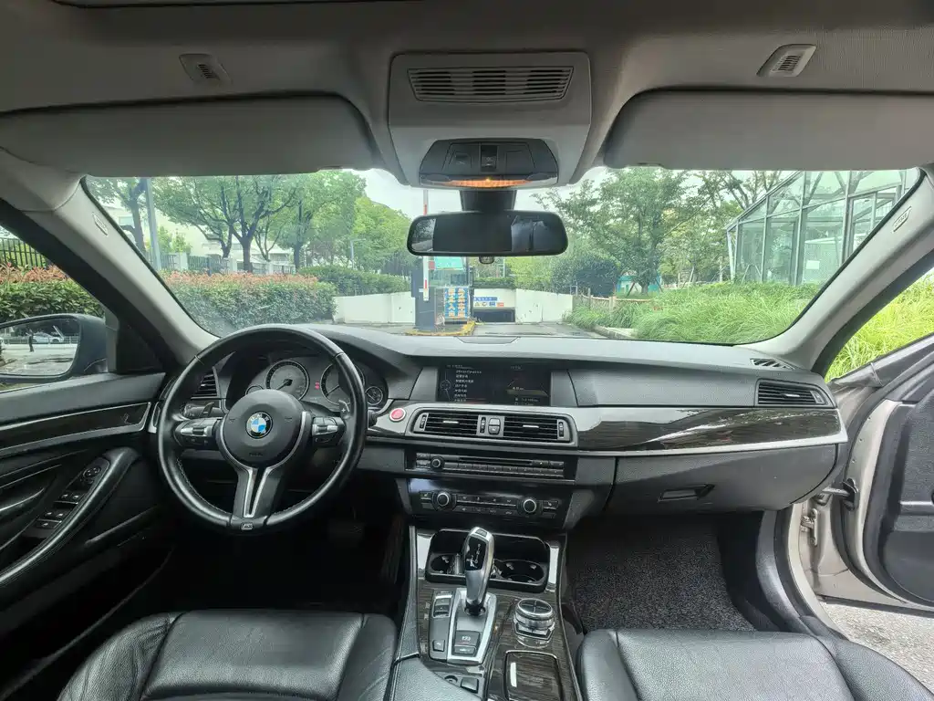 BMW 5 Series 2013 — фото 13