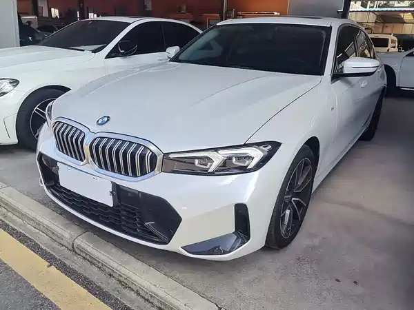 BMW 3 Series 2024