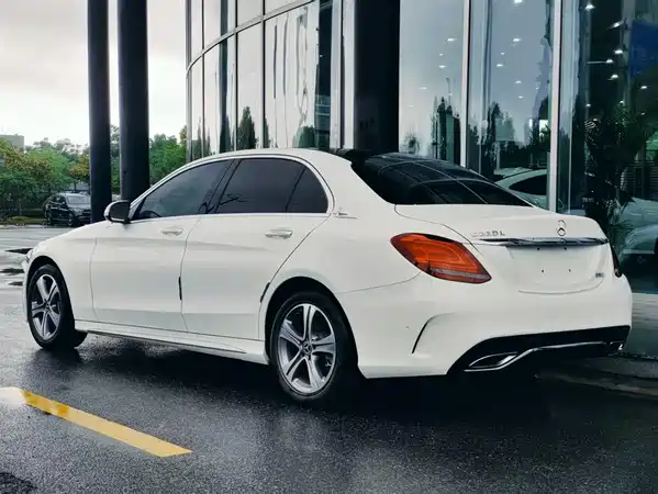 Mercedes-Benz C-Class 2020