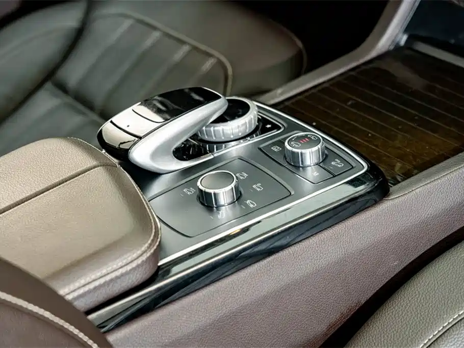 Mercedes-Benz GLS 2019 — фото 20