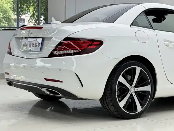 Mercedes-Benz SLC 2017