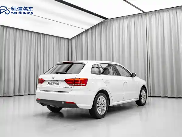 Volkswagen Gran Lavida 2013