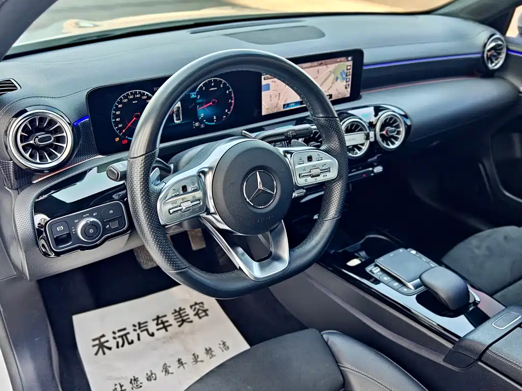 Mercedes-Benz A-Class 2022 — фото 8