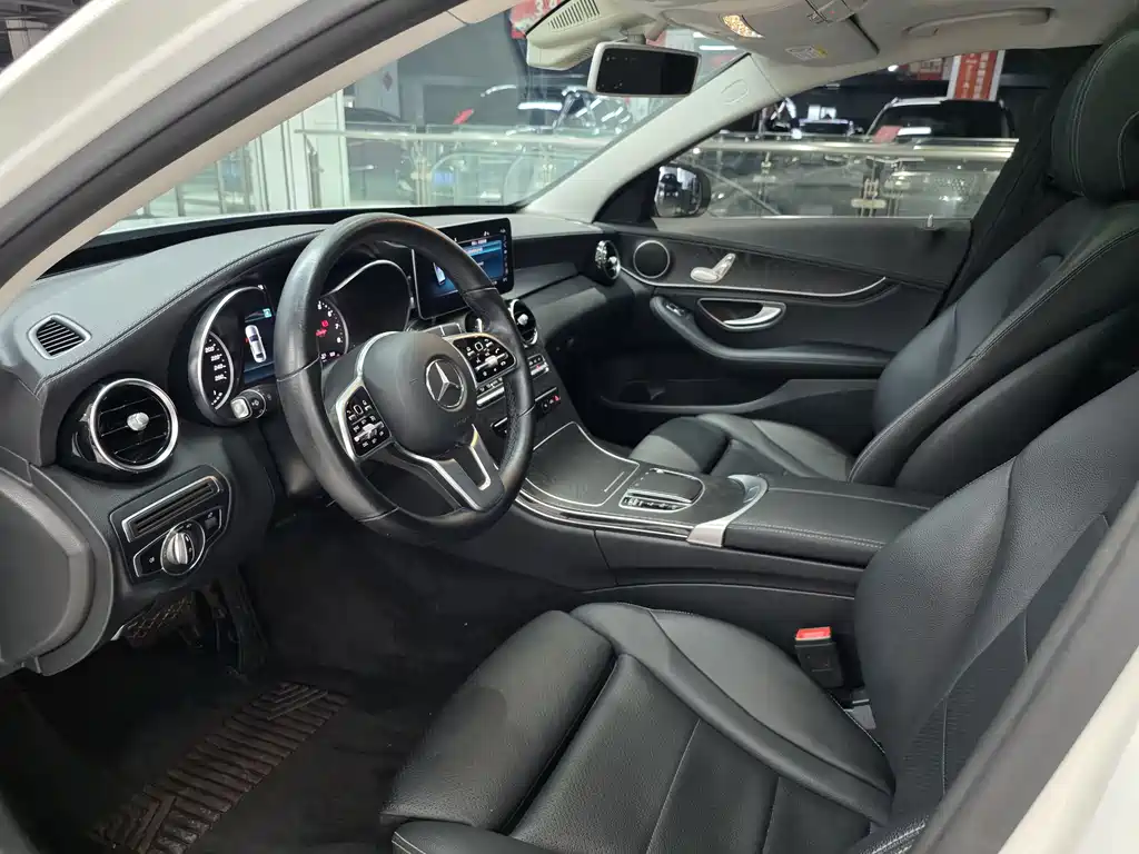 Mercedes-Benz C-Class 2019