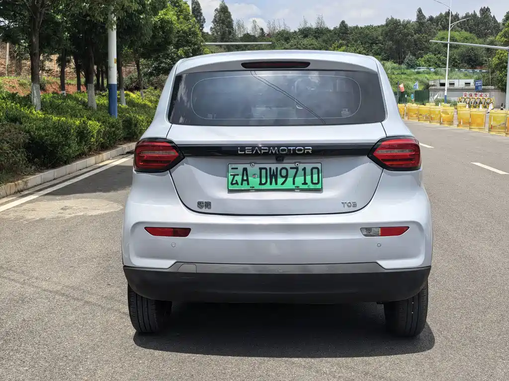 Leapmotor T03 2024 — фото 4