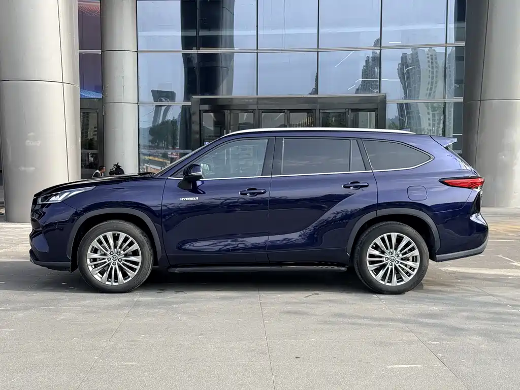 Toyota Highlander 2022