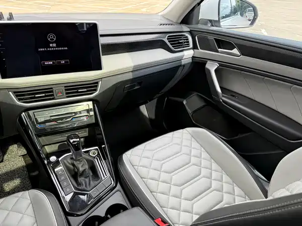 Volkswagen Tayron 2023