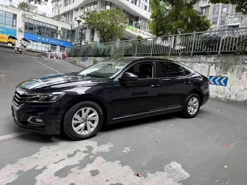 Volkswagen Passat 2021