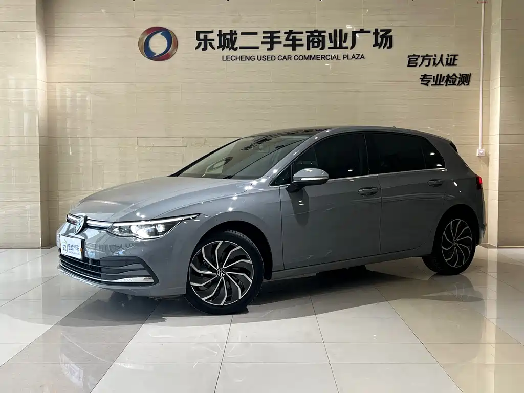Volkswagen Golf 2024