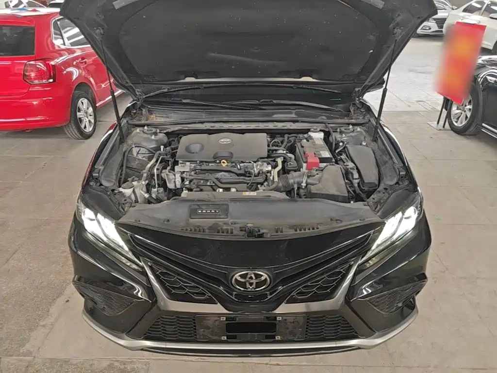 Toyota Camry 2021 — фото 20