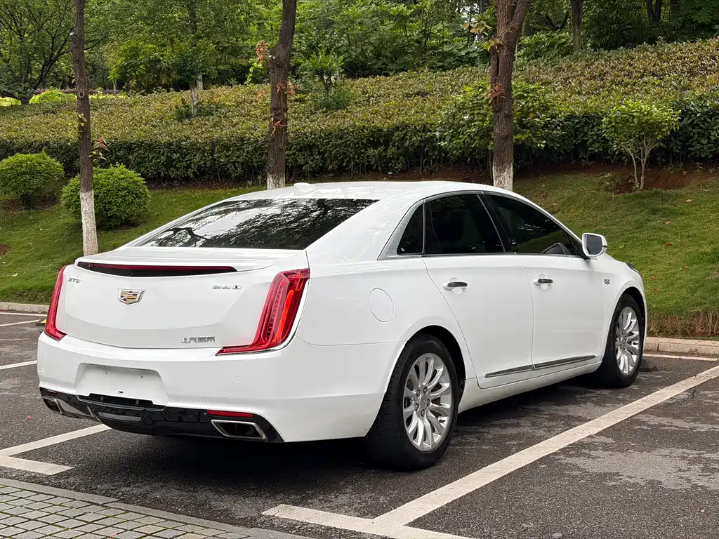 Cadillac XTS 2018 — фото 6