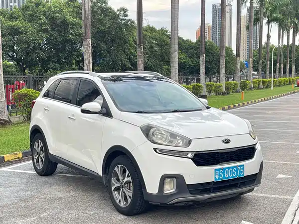 Kia KX3 2015