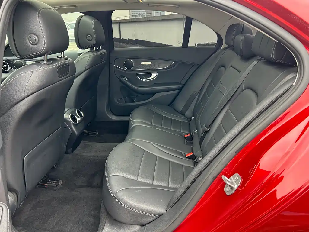 Mercedes-Benz C-Class 2018 — фото 11