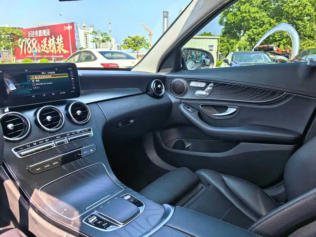 Mercedes-Benz C-Class 2020 — фото 21