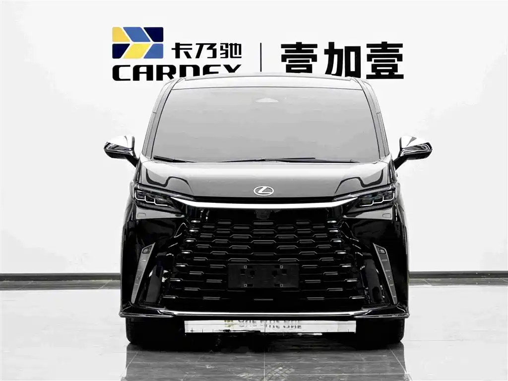 Lexus LM 2024