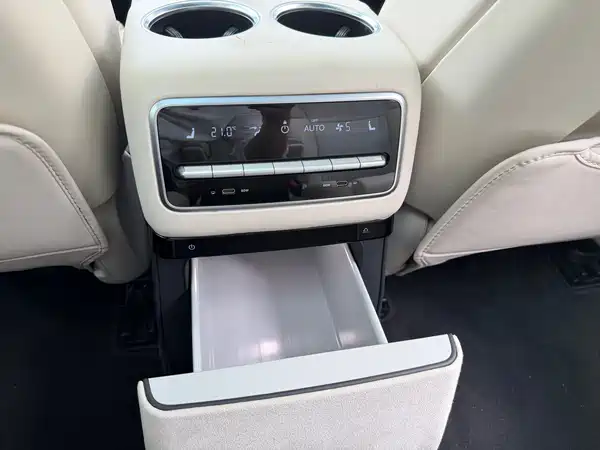 Li Auto L9 2023