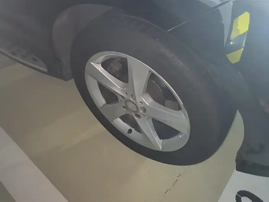 Mercedes-Benz M-Class 2015