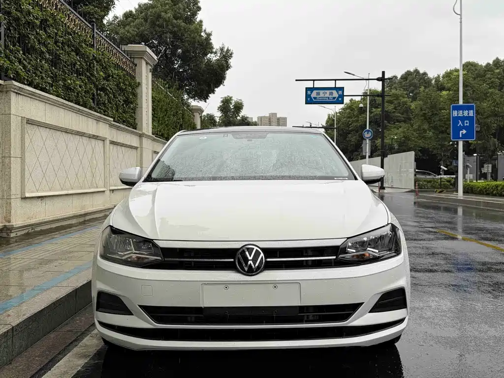Volkswagen Polo 2023