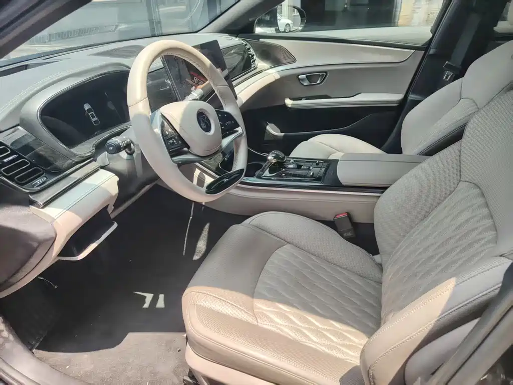BYD Han 2025