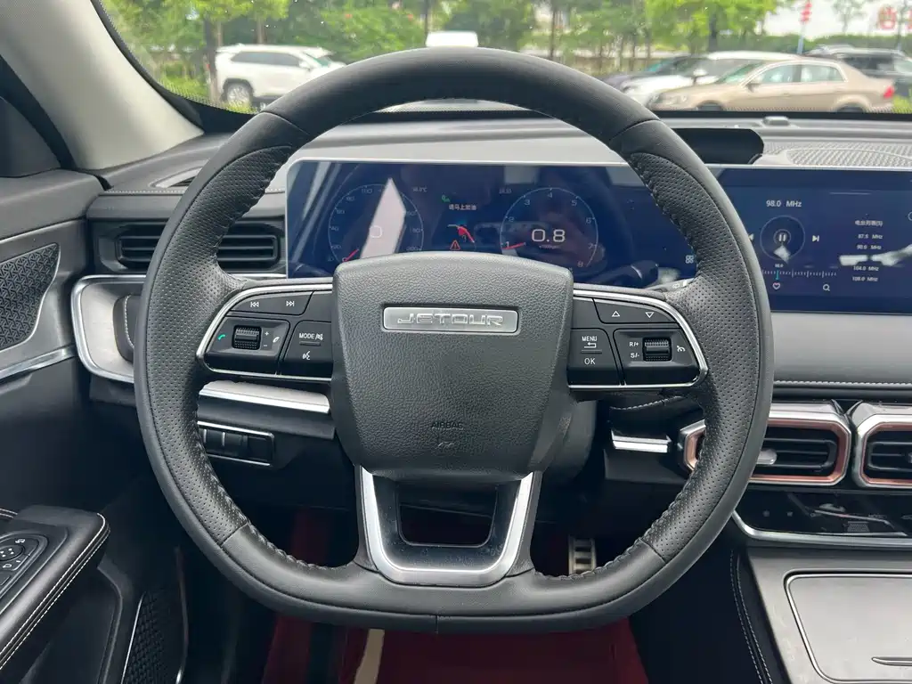 Jetour X70 PLUS 2021 — фото 17