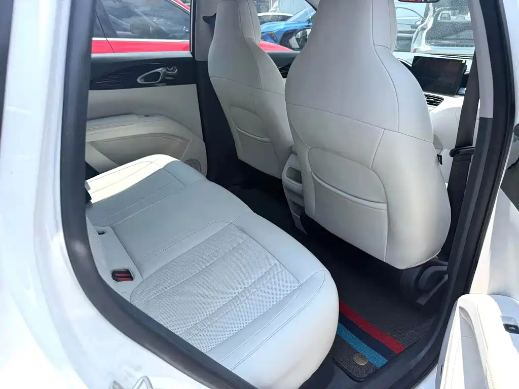 Geely Galaxy Starwish 2025