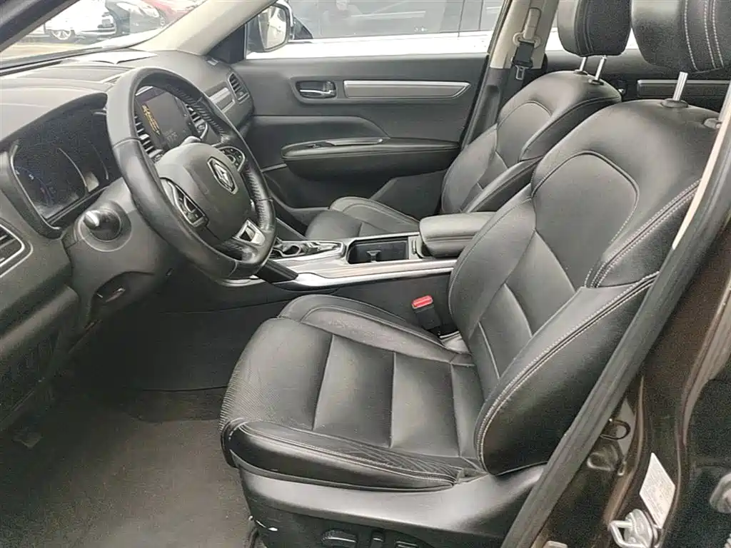 Renault Koleos 2017 — фото 15