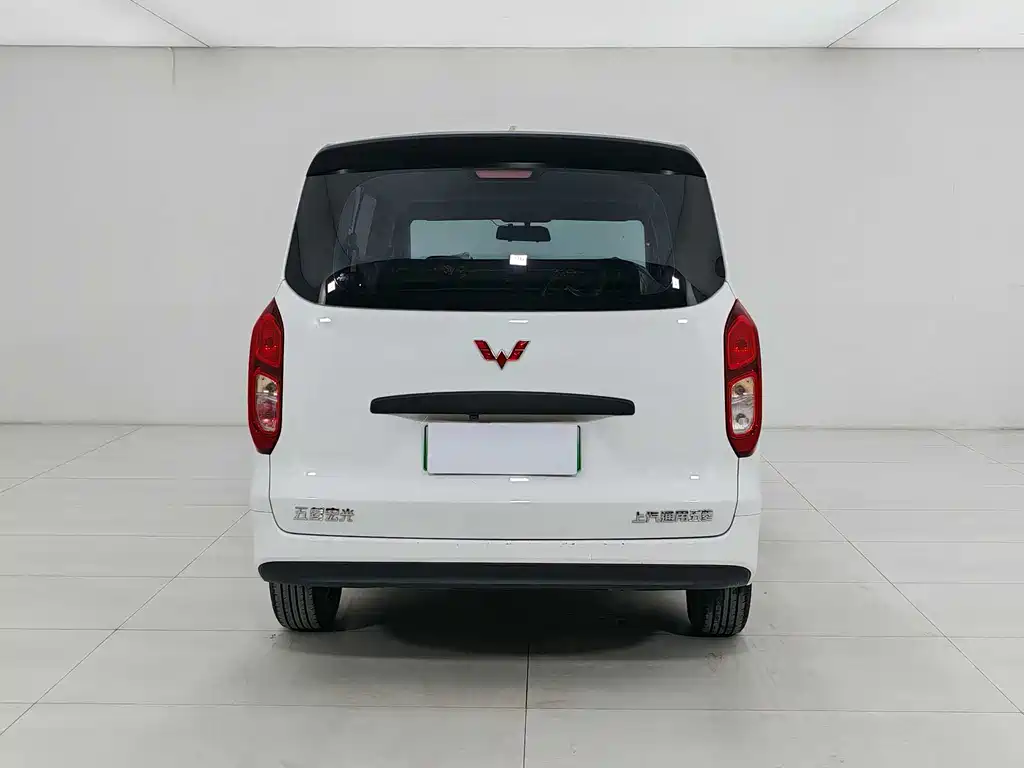 Wuling Hongguang New Energy 2025