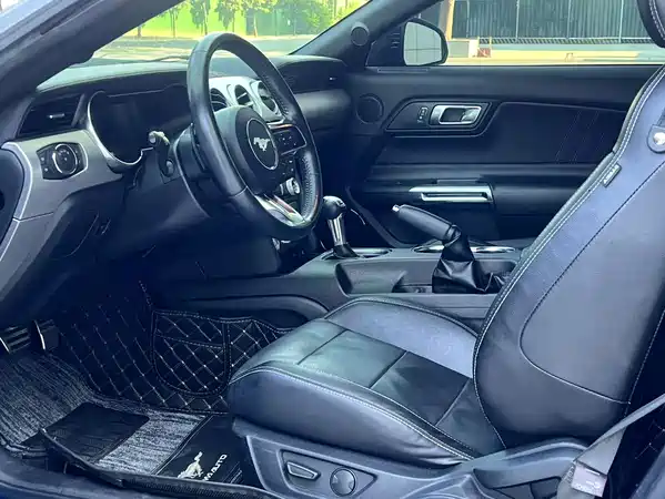 Ford Mustang 2020