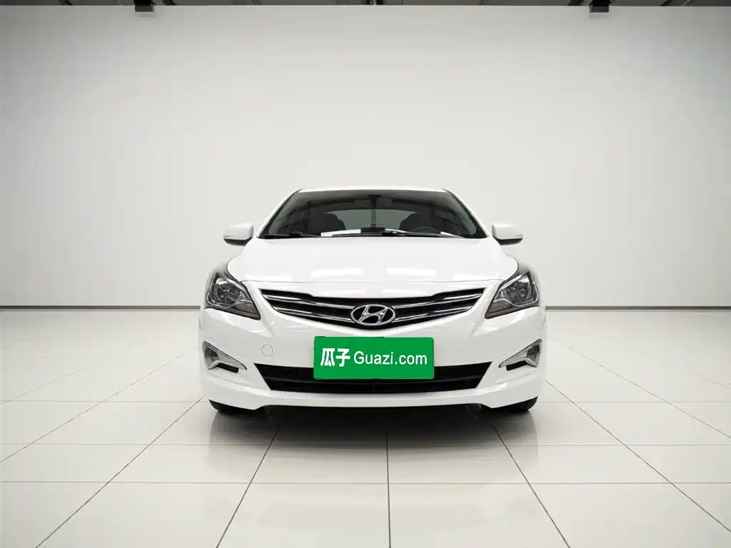 Hyundai Verna 2016 — фото 24