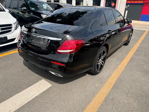 Mercedes-Benz E-Class 2017