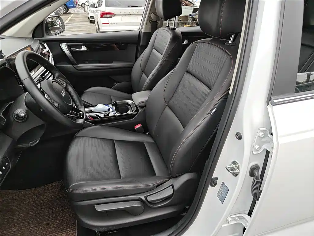 Kia Sportage 2021 — фото 15