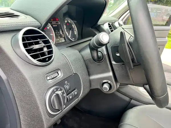 Land Rover Discovery 2016