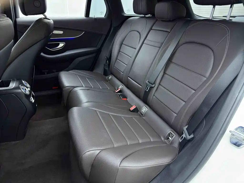 Mercedes-Benz GLC 2020 — фото 18