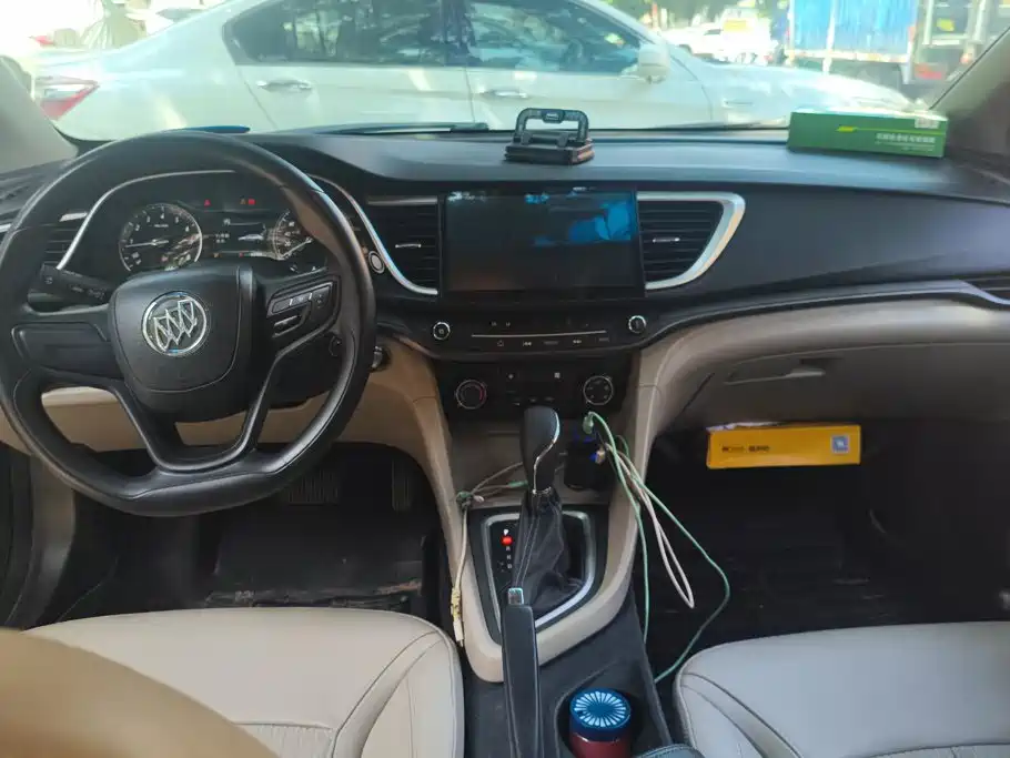 Buick Excelle 2017 — фото 12