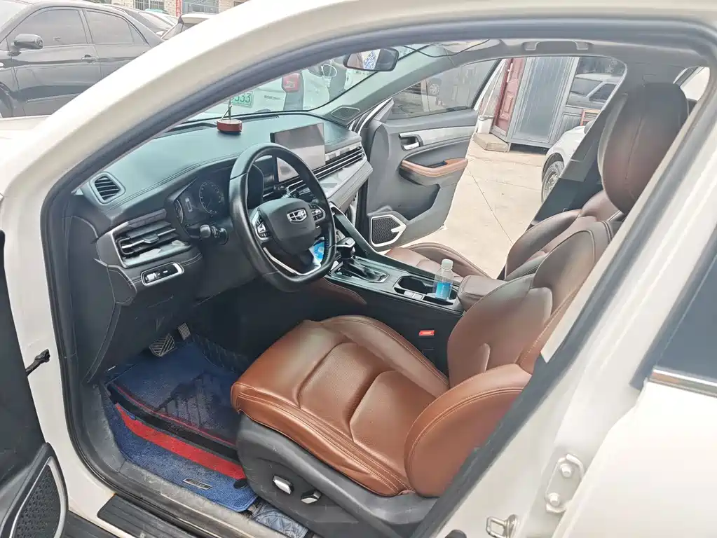 Geely Vision X6 2022
