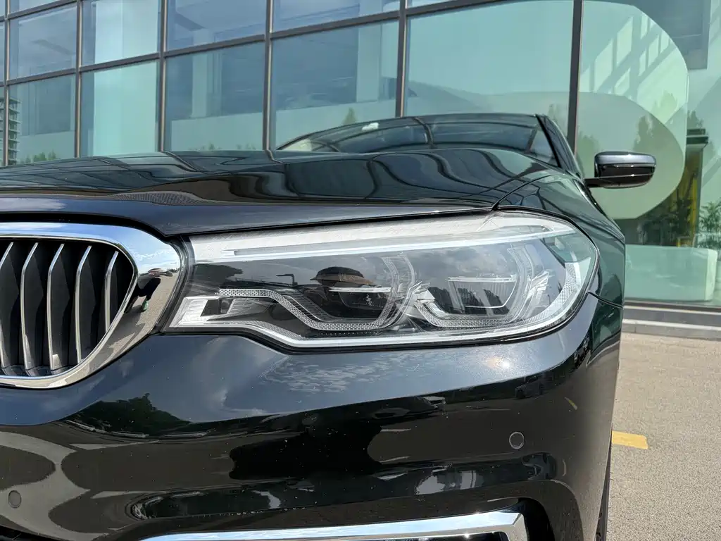 BMW 5 Series 2019
