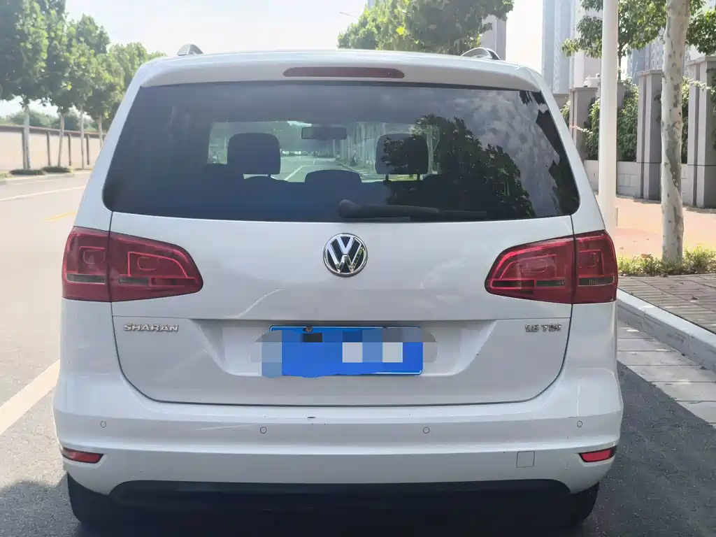Volkswagen Sharan 2015 — фото 18