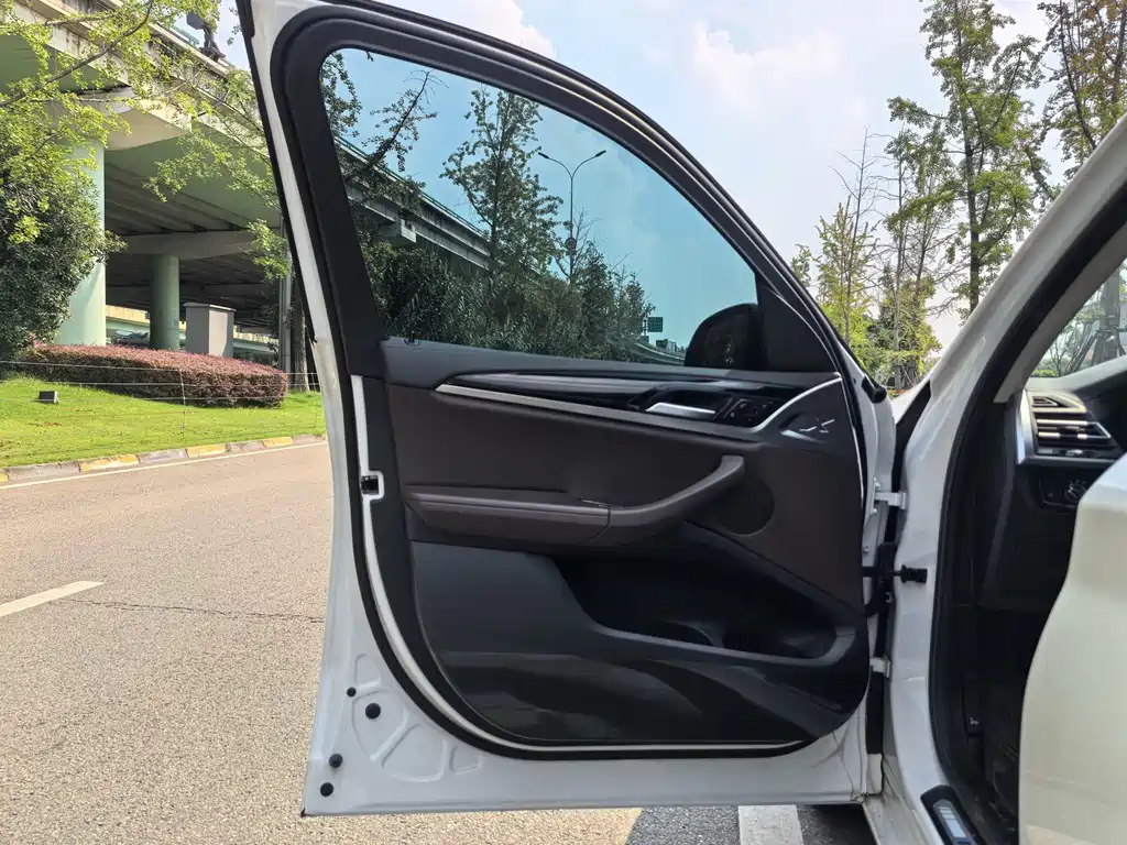 BMW X3 2021