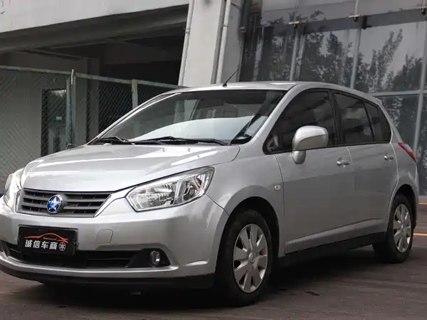 Venucia R50 2014