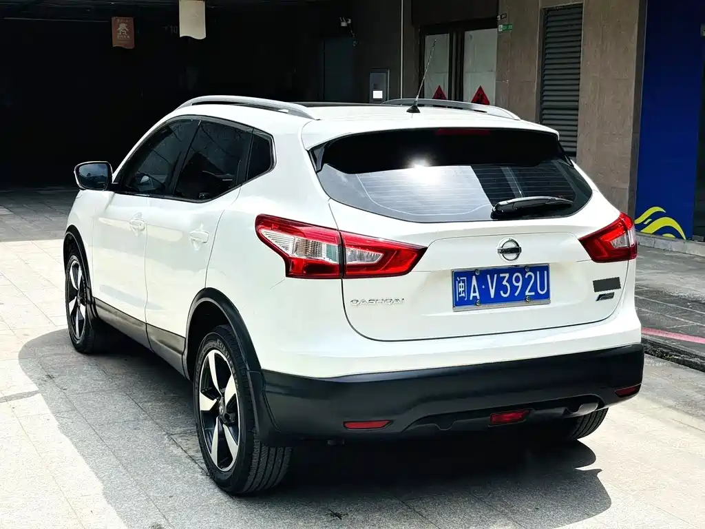 Nissan Qashqai 2016 — фото 8