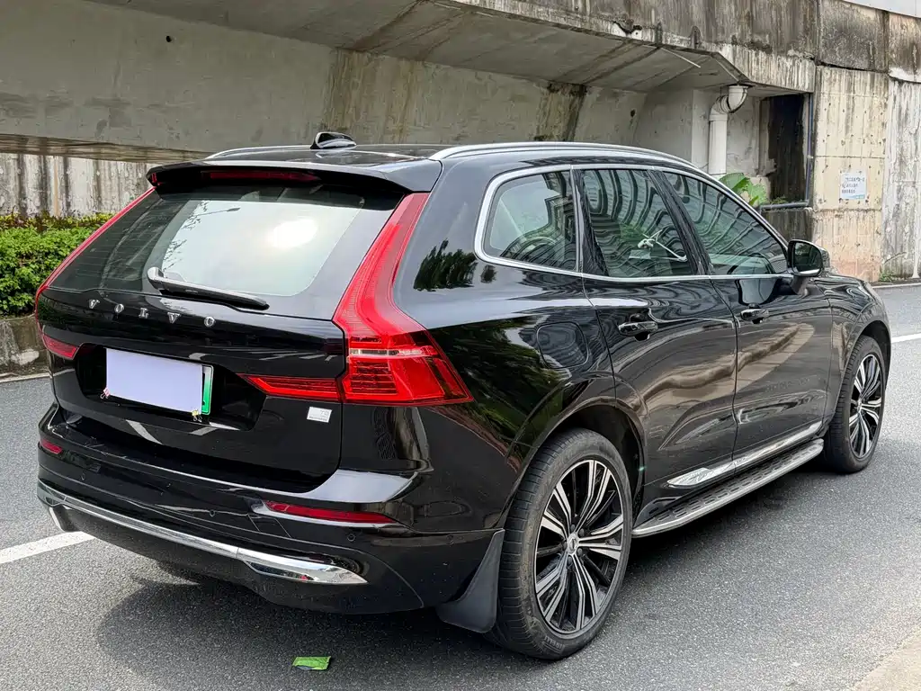 Volvo XC60 PHEV 2022 — фото 15