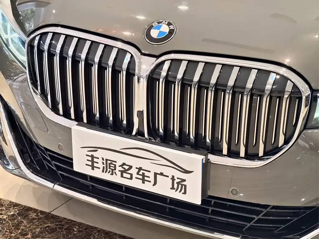 BMW 7 Series 2020 — фото 22