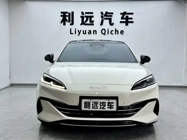 BYD Seal 06 2025