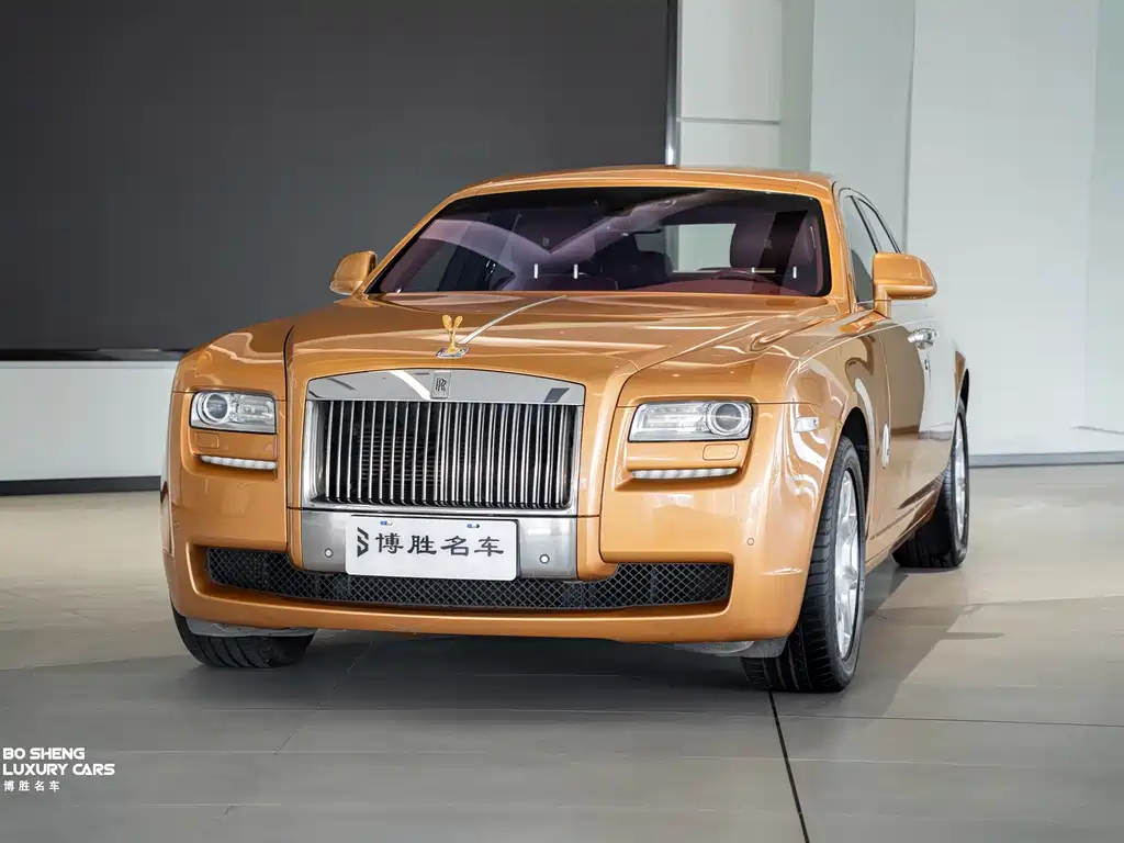 Rolls-Royce Ghost 2013 — фото 11