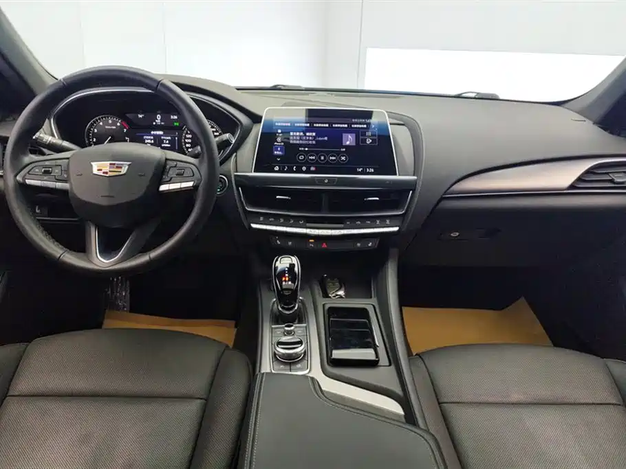 Cadillac CT5 2022 — фото 12