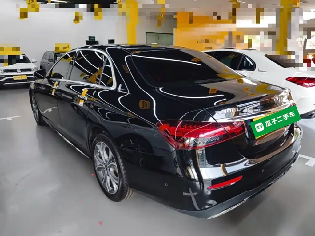 Mercedes-Benz E-Class 2022