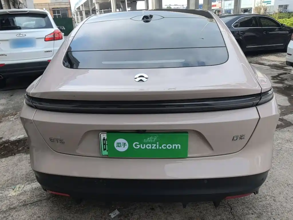 NIO ET5 2024