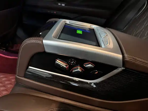 BMW 7 Series 2021